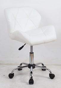 Кресло компьютерное LOOZ белый в Смоленске