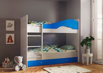 Детская двухъярусная кровать Мая с 2 ящиками на щитах, корпус Млечный дуб, фасад Синий в Смоленске - предосмотр