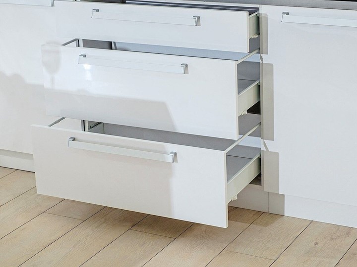 Модульный кухонный гарнитур Герда 2600 (Белый/Белый глянец) в Смоленске - изображение 4