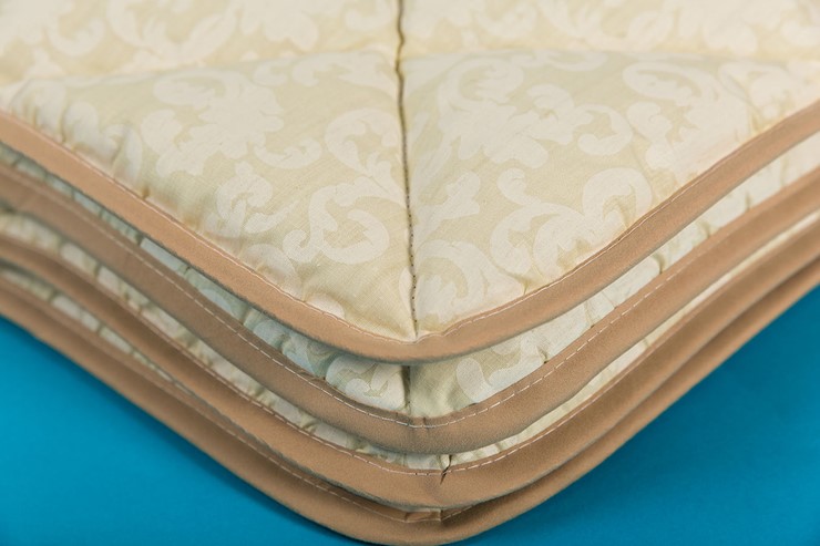 Одеяло всесезонное полутороспальное Шерсть & Хлопок в Смоленске - изображение 1