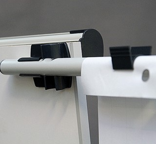 Доска-флипчарт на колесах 2х3, TF02/2011, 70x100 см, передвижная, держатели для бумаги в Смоленске - предосмотр 5
